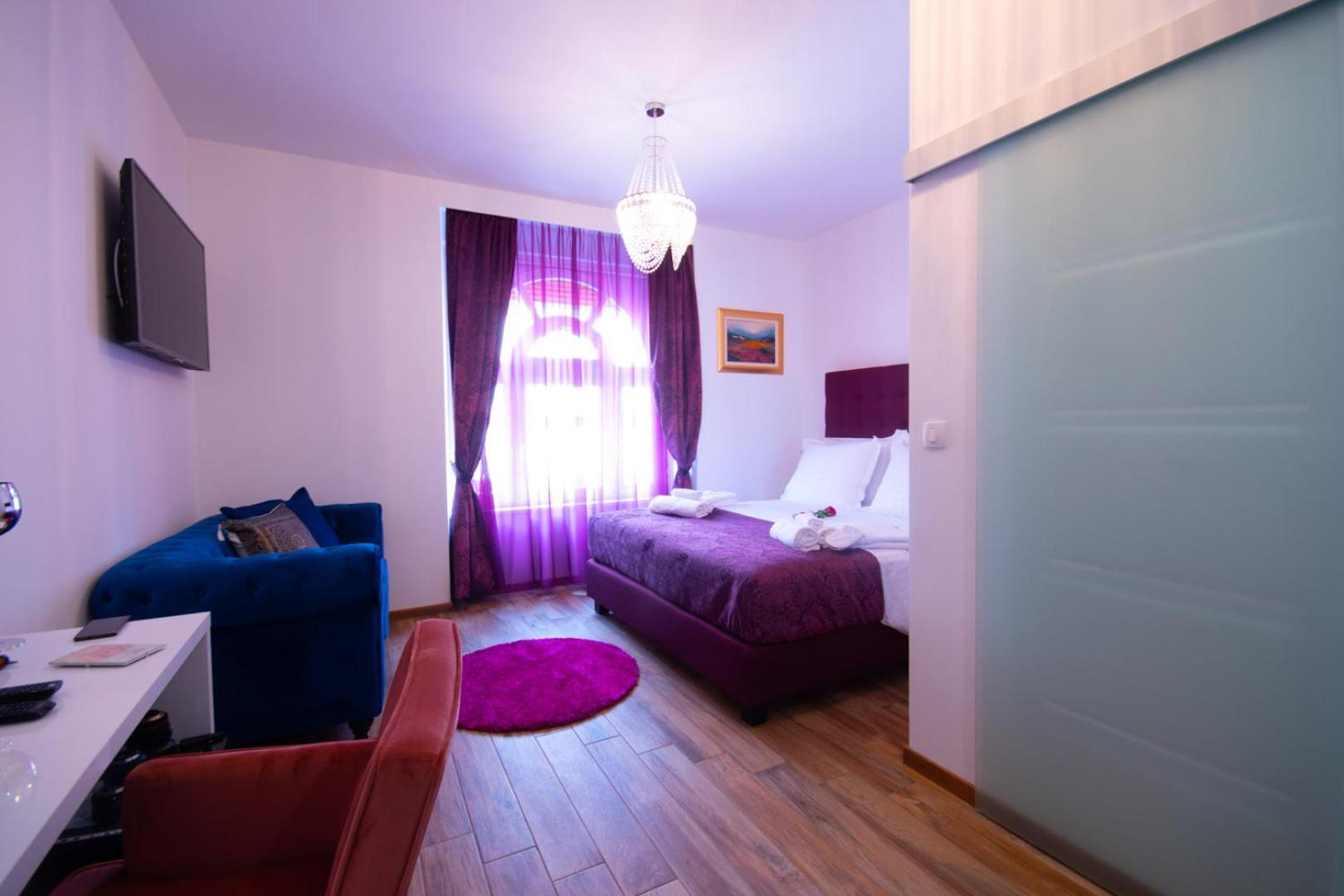 Center Luxury Rooms 3 Split Exterior photo