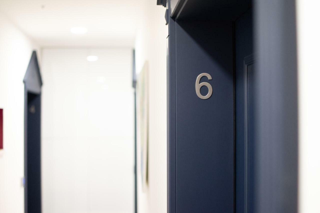 Center Luxury Rooms 3 Split Exterior photo